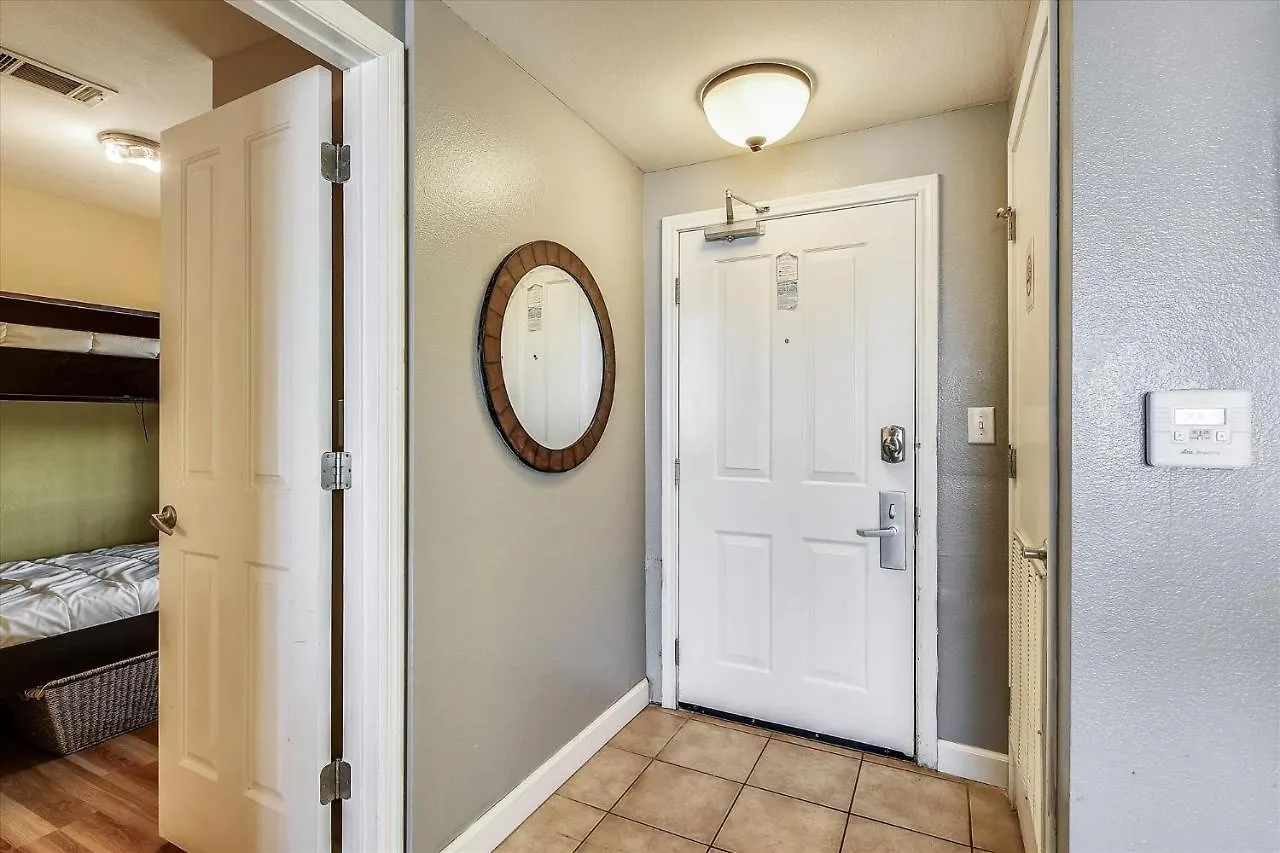 Shores Of Panama 1017 - 1 Bedroom Bunkroom Sleeps 6, Free Fun! Condo Panama City Beach Apartment