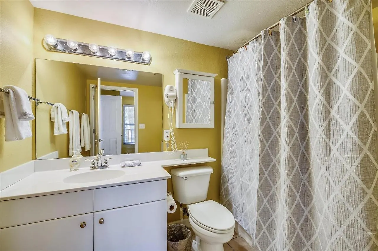 Shores Of Panama 1017 - 1 Bedroom Bunkroom Sleeps 6, Free Fun! Condo Panama City Beach Apartment